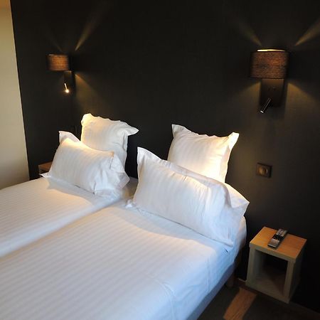 Le Relais De Montignac Hotel Bagian luar foto