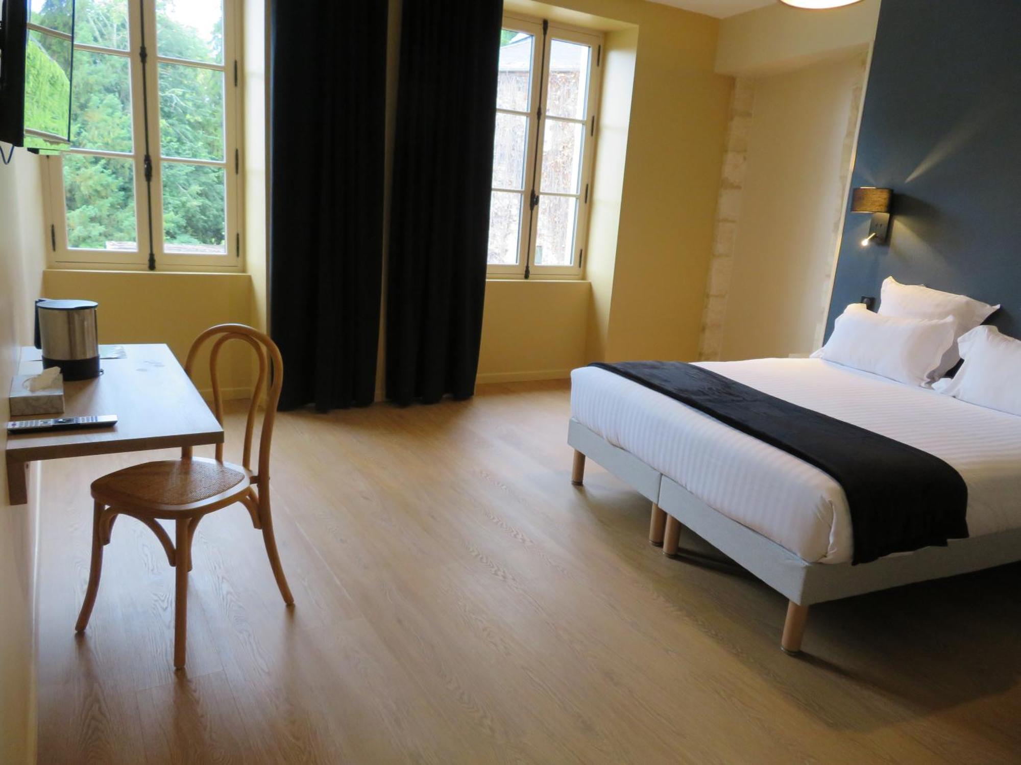 Le Relais De Montignac Hotel Bagian luar foto