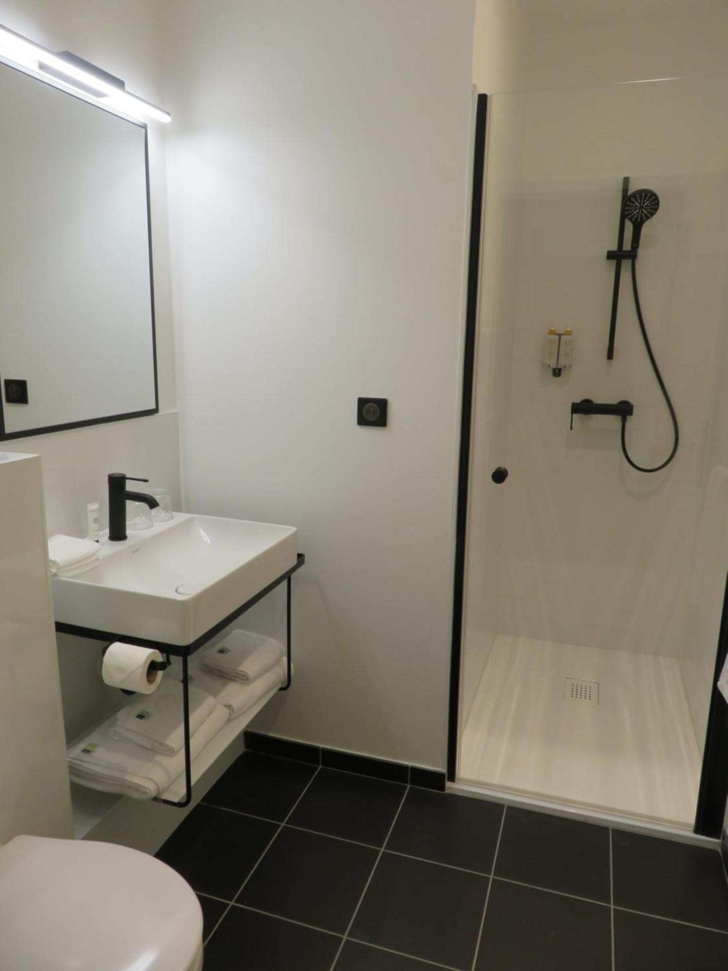 Le Relais De Montignac Hotel Bagian luar foto