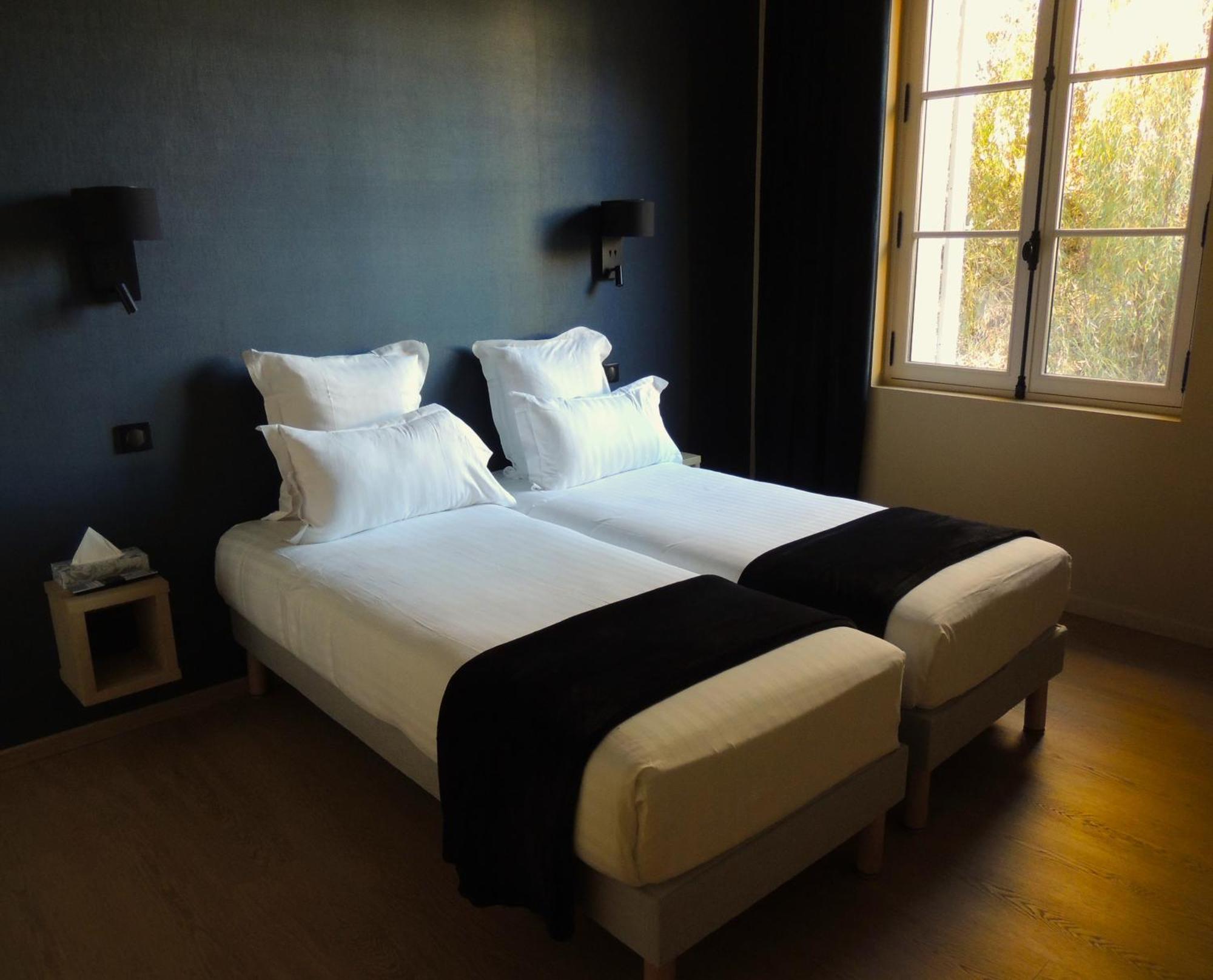 Le Relais De Montignac Hotel Bagian luar foto