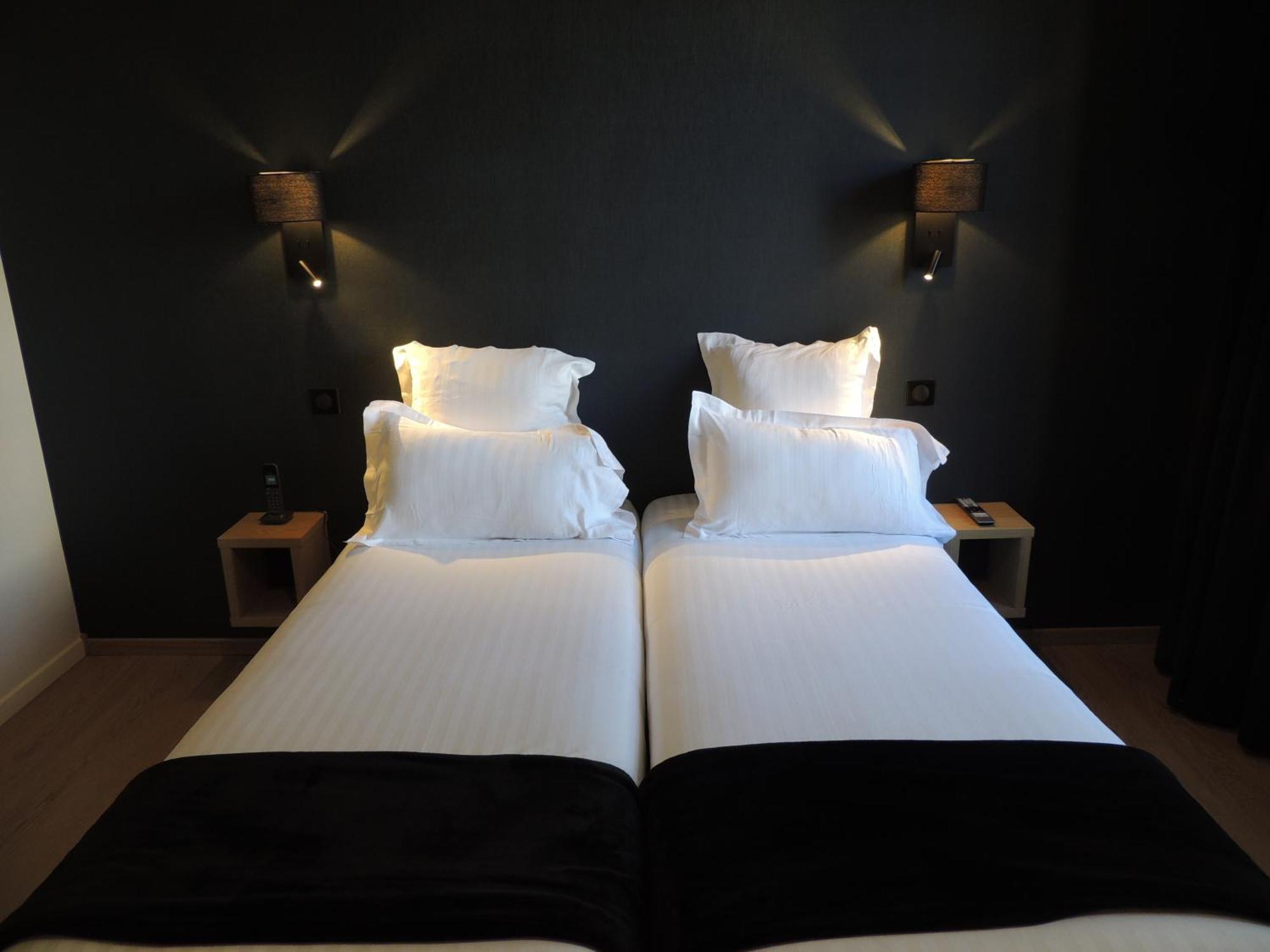 Le Relais De Montignac Hotel Bagian luar foto