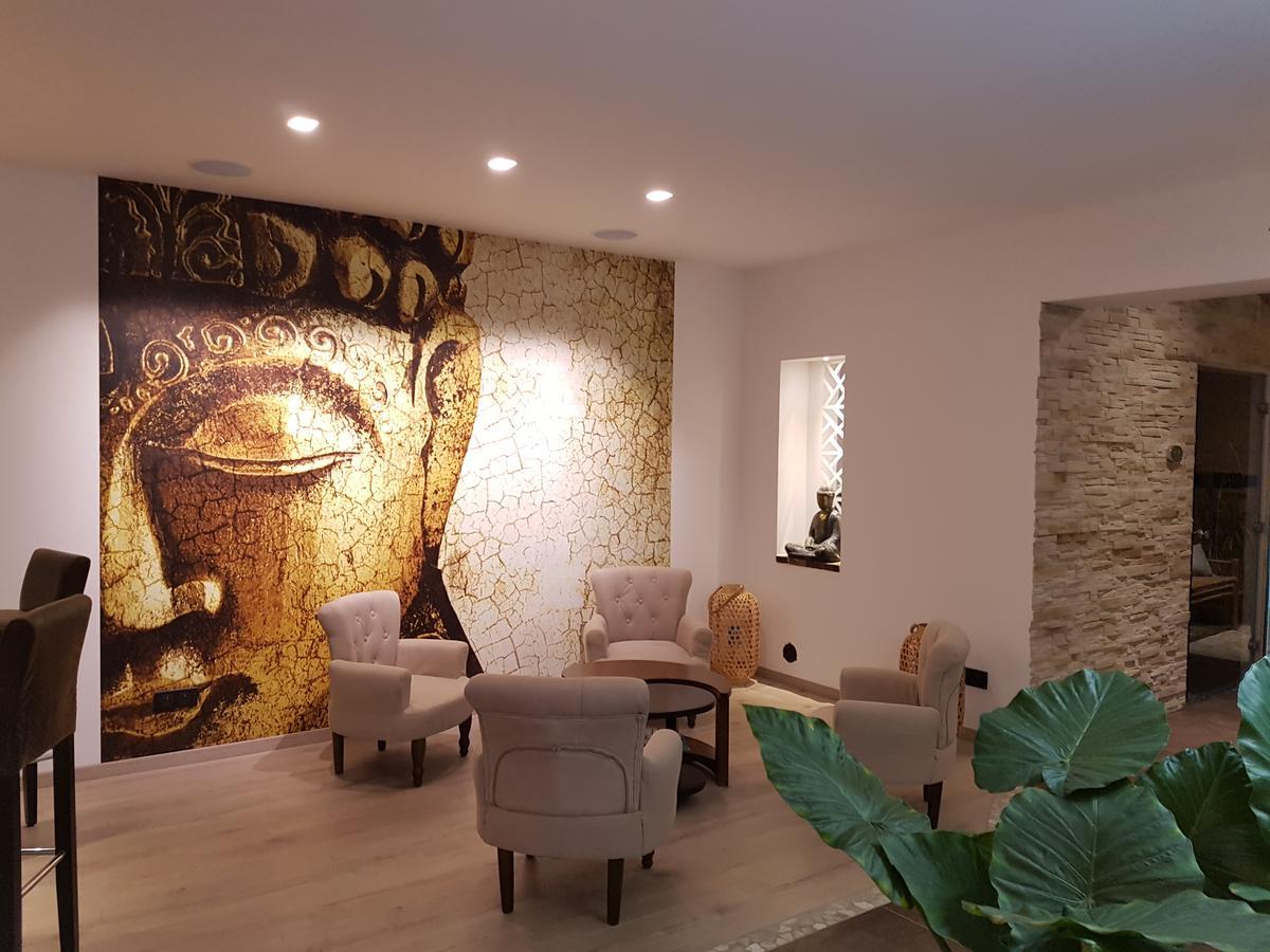 Le Relais De Montignac Hotel Bagian luar foto